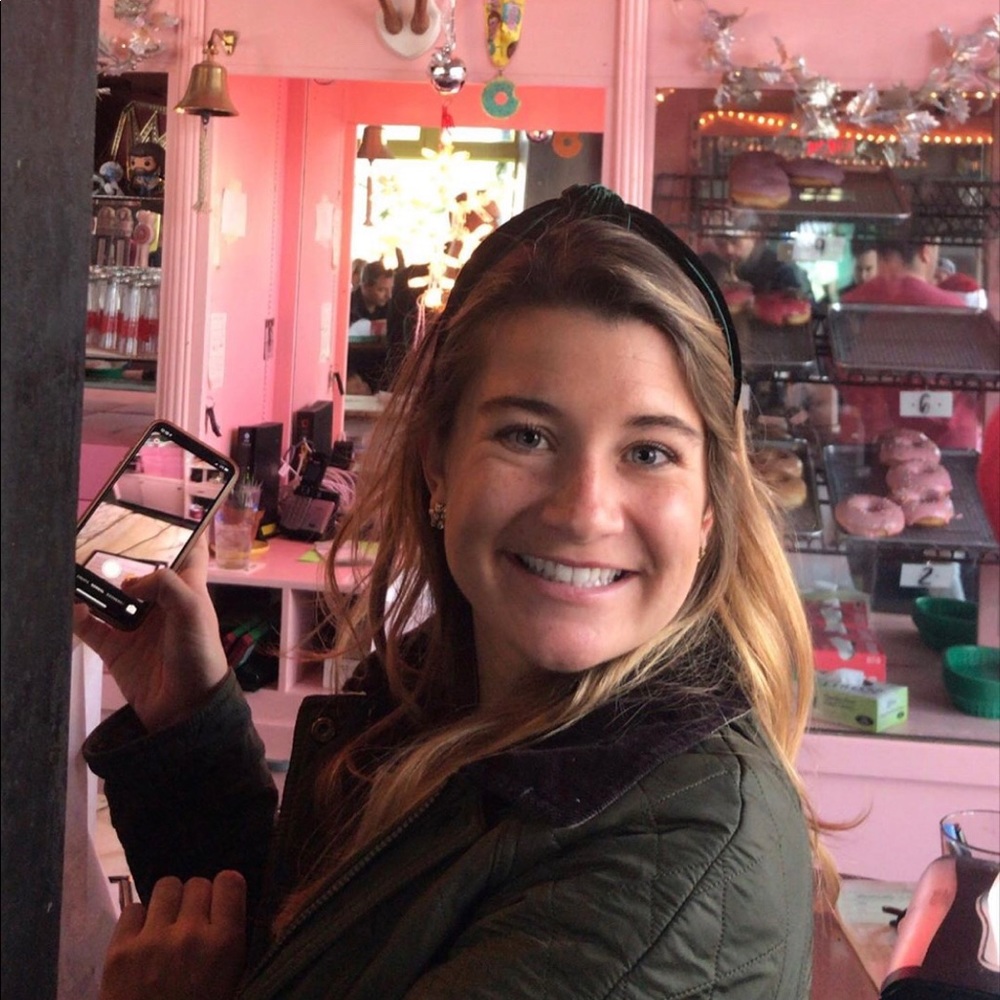 Meet your Posher, Elle
